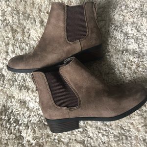 Very gently used brown booties